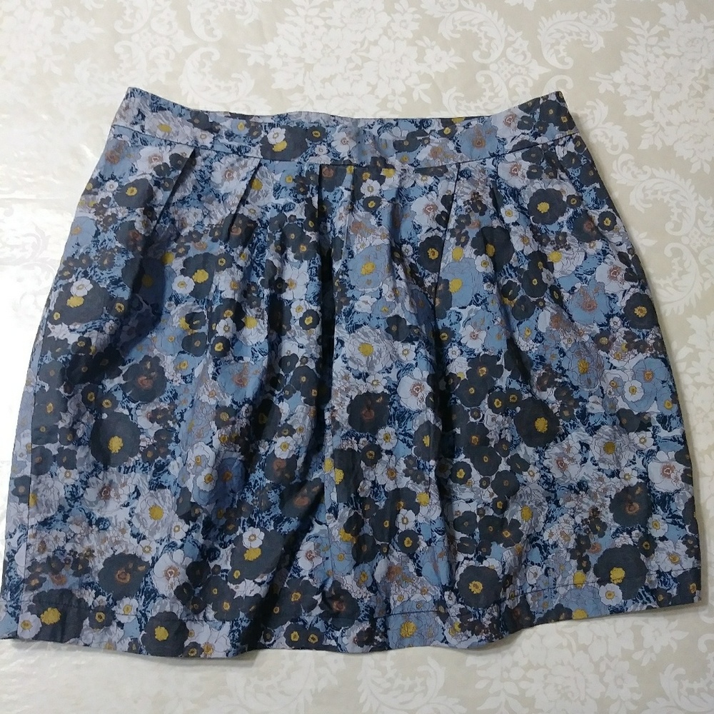 Hinge floral blue skirt size L